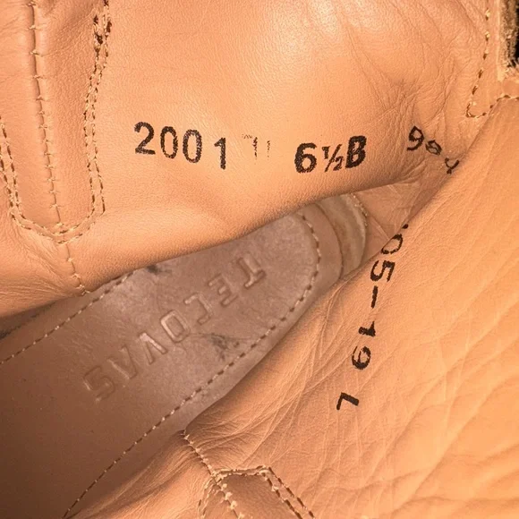 Tecovas Men's Handmade.    Suede Tan Western Boots - Picture 5 of 10